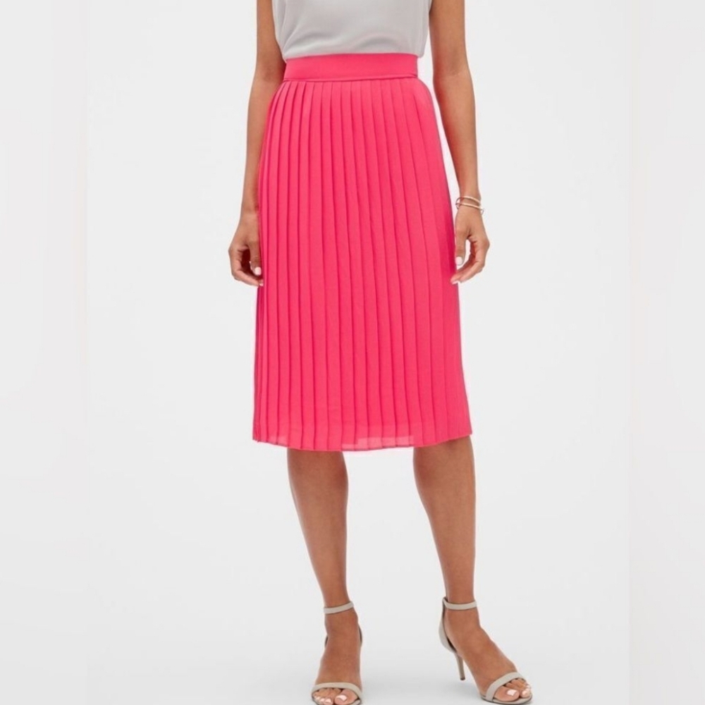 Banana Republic Factory | Neon Flame Pink Pleated Midi Skirt